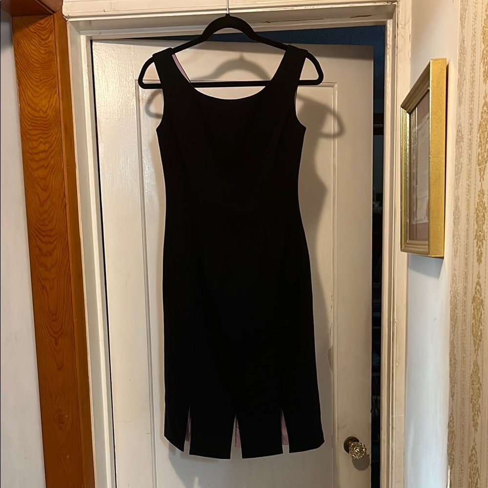 Elegant Black Sleeveless Dress